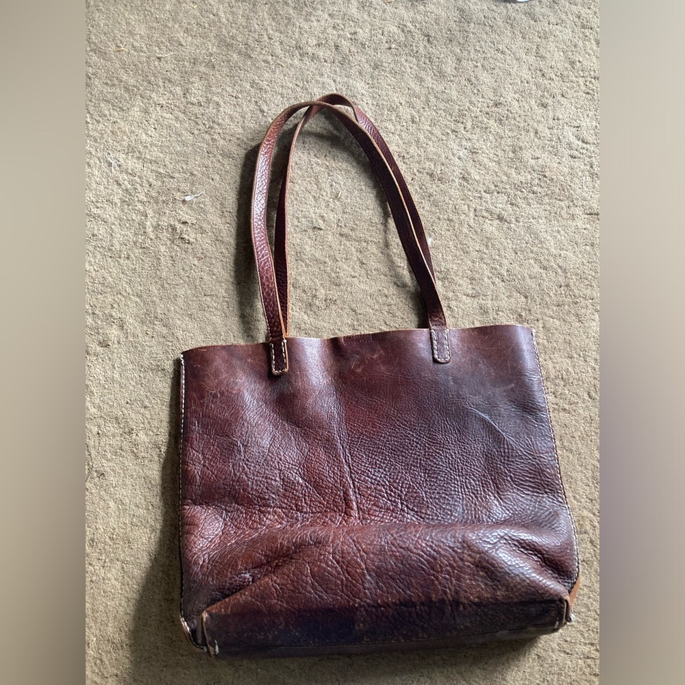 Ellington
Brown Leather Tote Bag